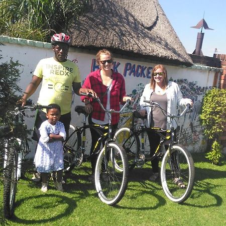 Albergue Authentic Bicycle Tours And Backpackers Soweto Habitación foto
